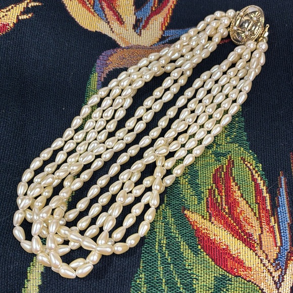Carolee simulated 6 strand pearl necklace - Picture 4 of 4
